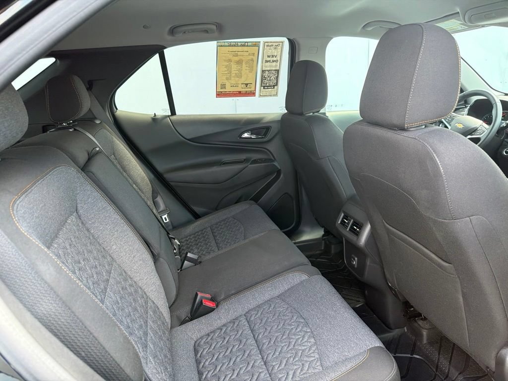Used 2024 Chevrolet Equinox LT w/ LPO, Floor Liner Package FWD image 6