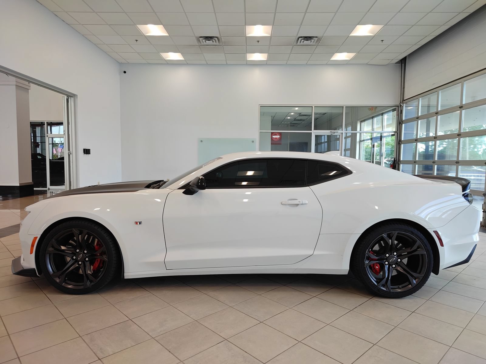 Used 2023 Chevrolet Camaro SS RWD image 6