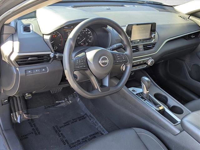 Used 2024 Nissan Altima 2.5 S FWD image 10