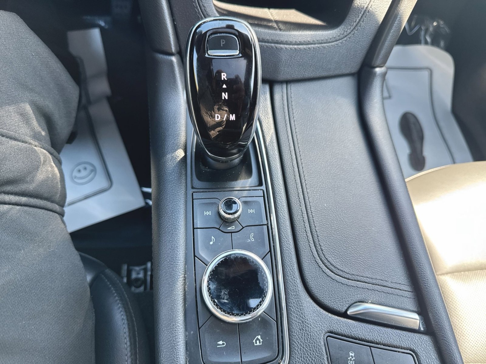 Used 2020 Cadillac XT5 Premium Luxury image 22