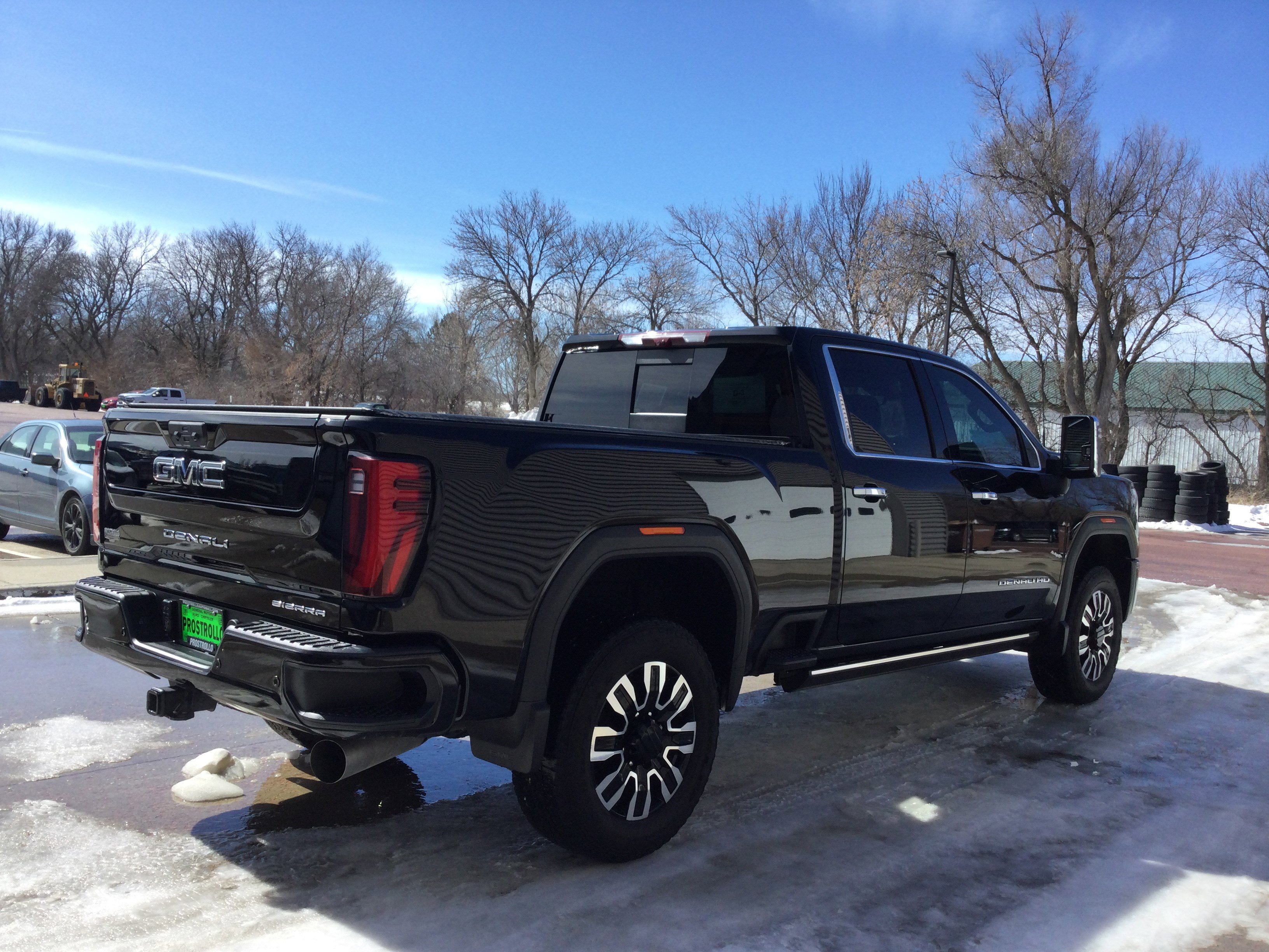Used 2024 GMC Sierra 3500 Denali Ultimate image 5