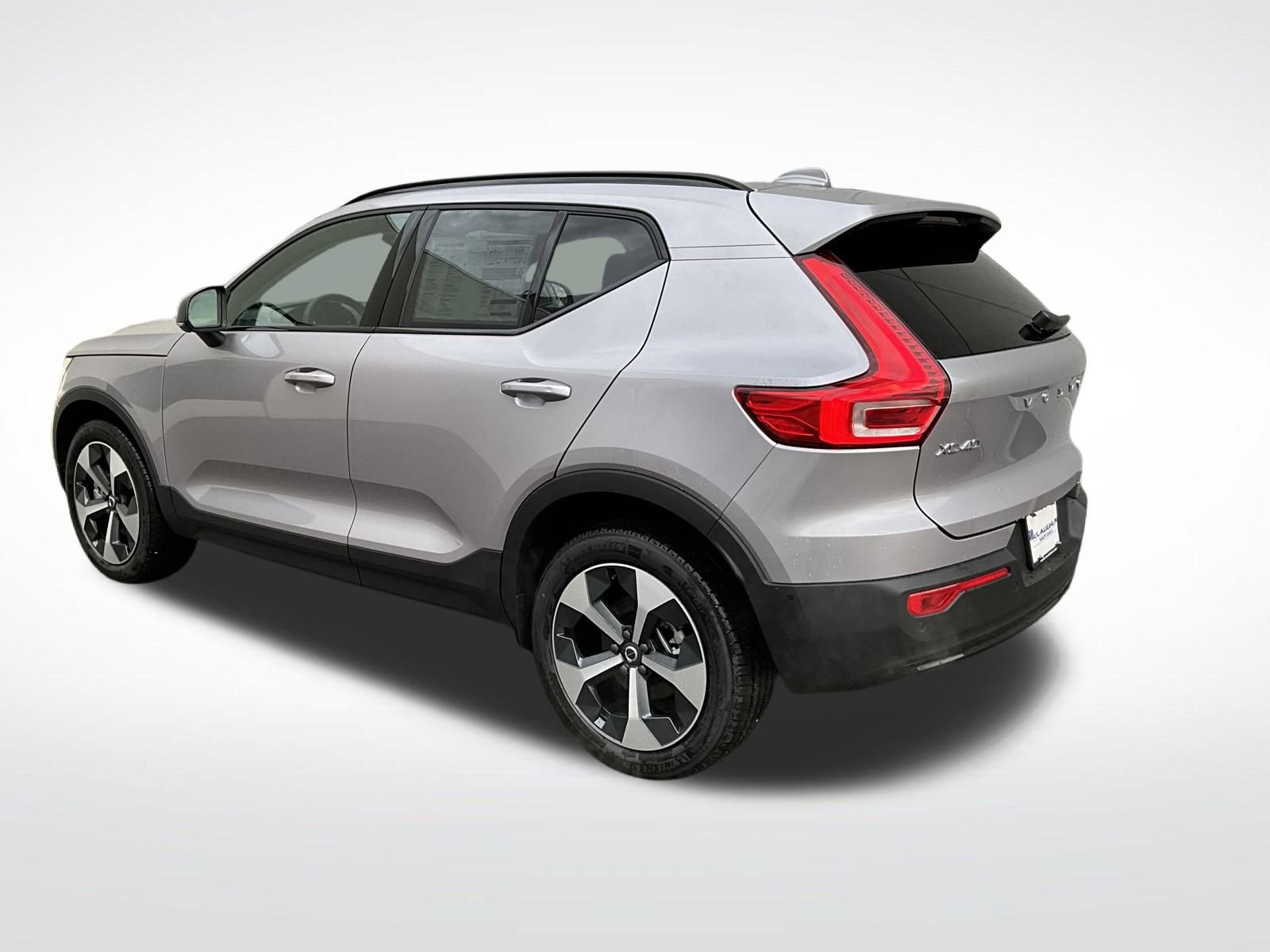 New 2026 Volvo XC40 B5 Plus w/ Protection Package Premier image 2