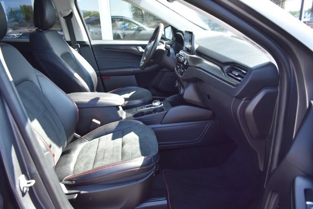 Used 2022 Ford Escape SEL w/ Technology Package AWD/4WD image 46