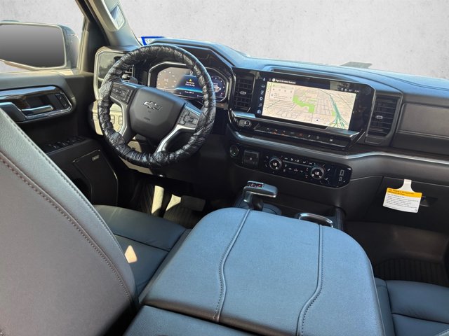 Used 2025 Chevrolet Silverado 1500 LT Trail Boss w/ LT Trail Boss Premium Package AWD/4WD image 22