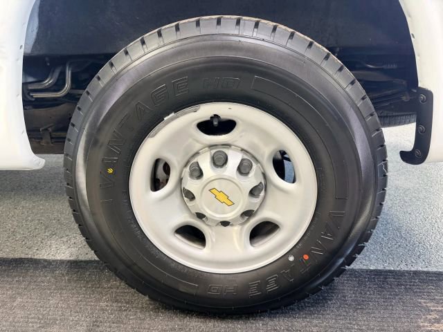 Used 2023 Chevrolet Express 3500 LT w/ LT Preferred Equipment Group image 15
