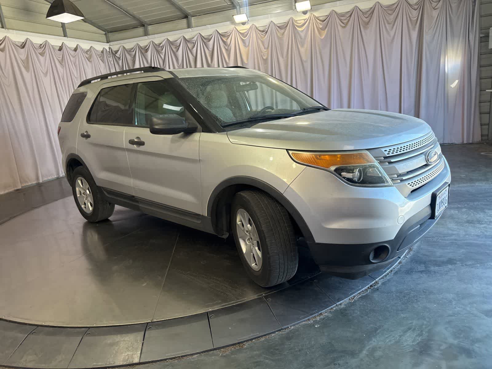 Used 2012 Ford Explorer FWD image 3