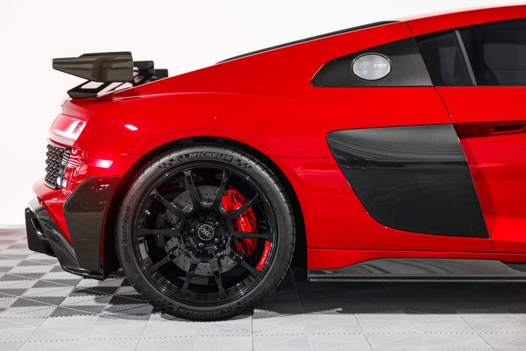 Used 2023 Audi R8 V10 GT RWD image 2