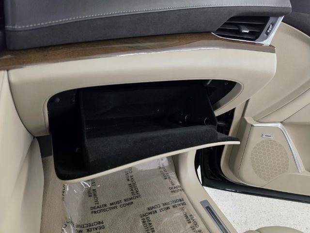 Used 2020 Cadillac Escalade Luxury AWD/4WD image 31