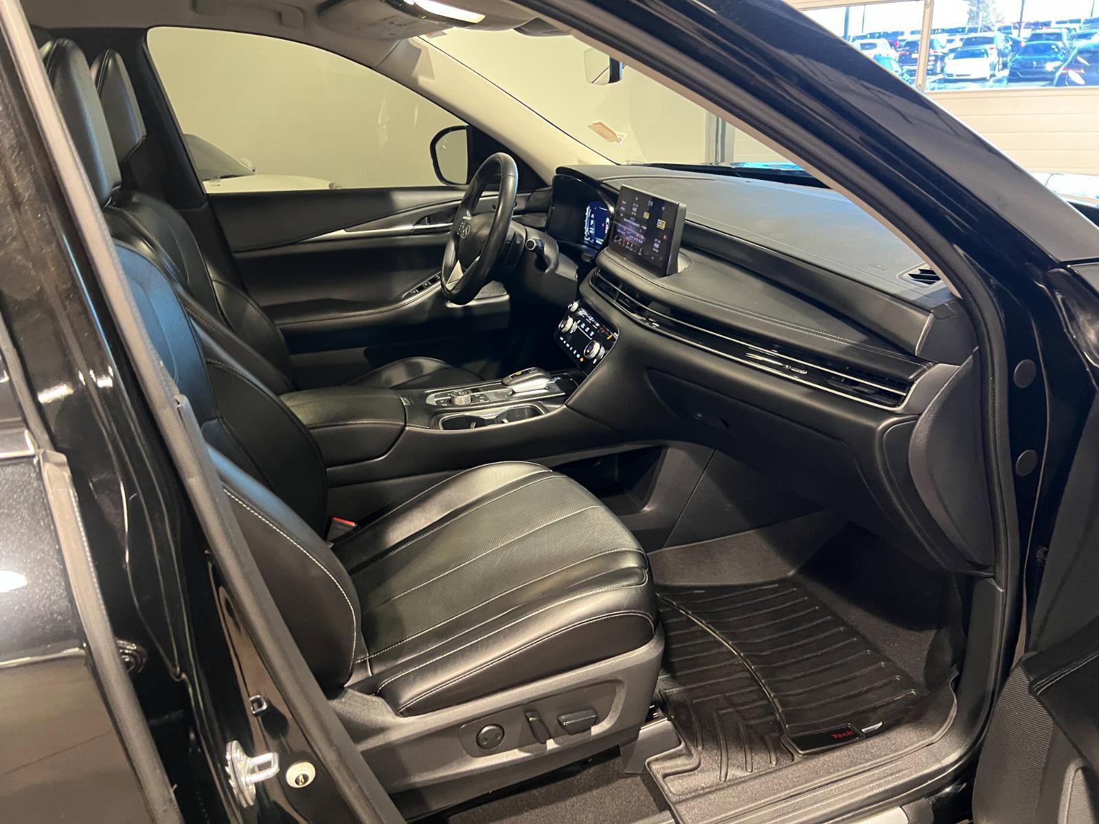 Used 2024 INFINITI QX60 Luxe image 40