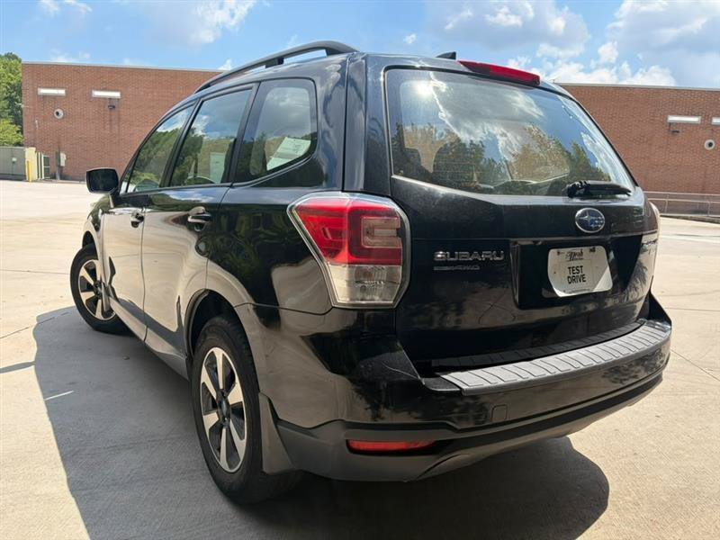 Used 2017 Subaru Forester 2.5i w/ Alloy Wheel Package AWD/4WD image 4