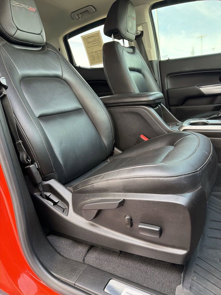 Used 2019 Chevrolet Colorado ZR2 w/ ZR2 Dusk Special Edition image 9