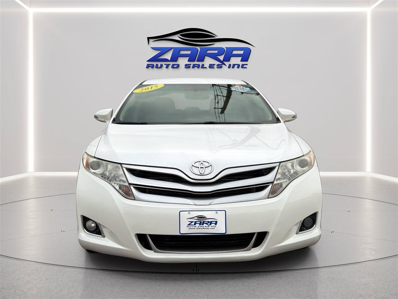 Used 2015 Toyota Venza XLE AWD/4WD image 2
