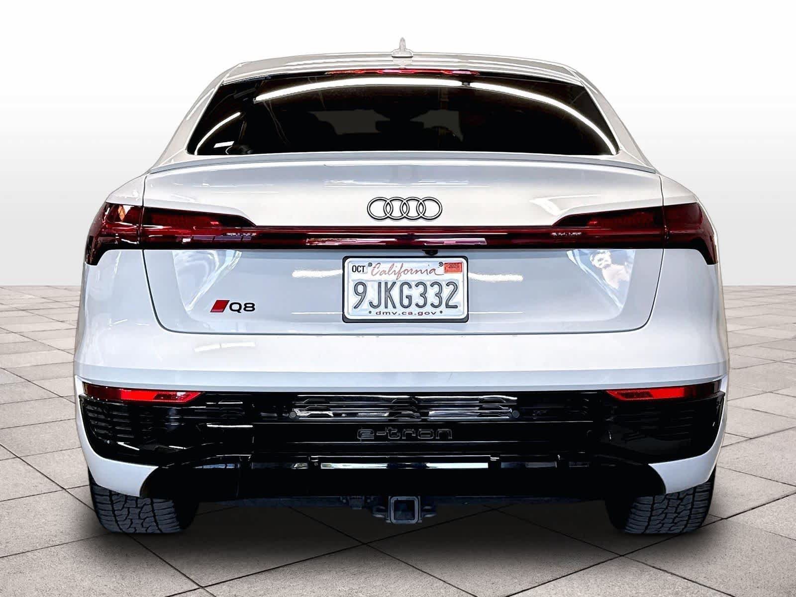 Used 2024 Audi Q8 e-tron Premium Plus AWD/4WD image 8