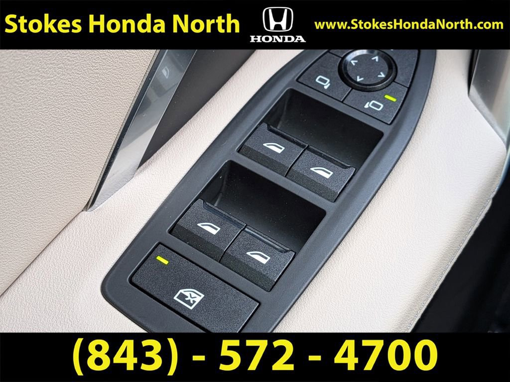 Used 2025 BMW X1 xDrive28i w/ Premium Package image 27