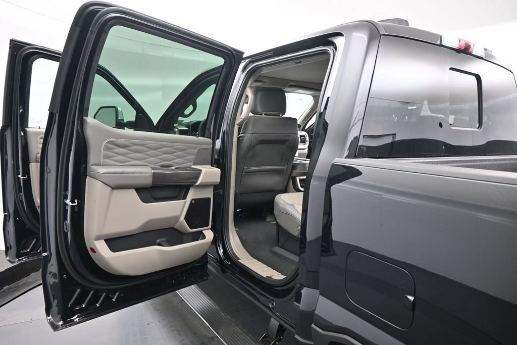 New 2026 Ford F350 Platinum w/ Platinum Plus Package AWD/4WD image 21