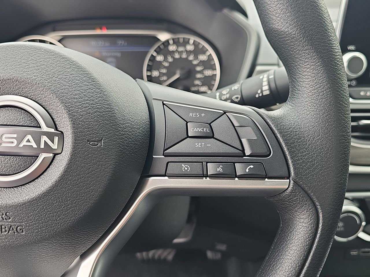 New 2026 Nissan Altima 2.5 SV FWD image 17