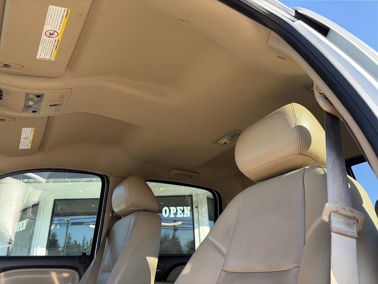 Used 2014 GMC Sierra 2500 Denali w/ Suspension Package, Off-Road image 29