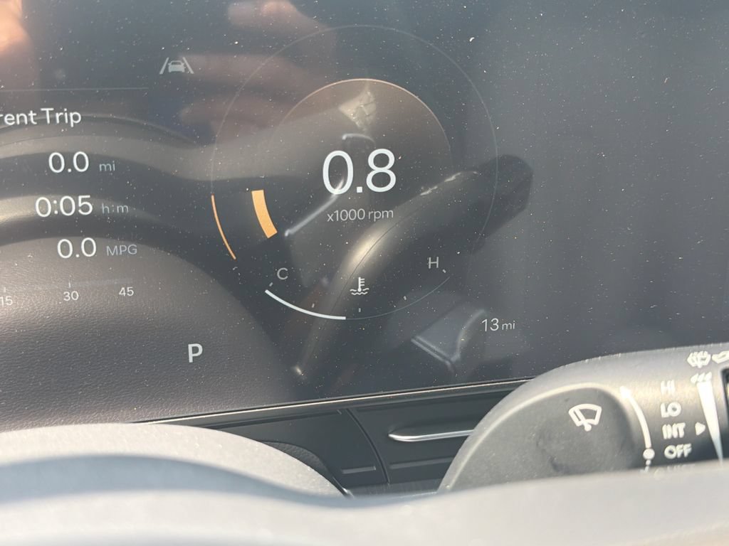 New 2026 Hyundai Kona Limited FWD image 25
