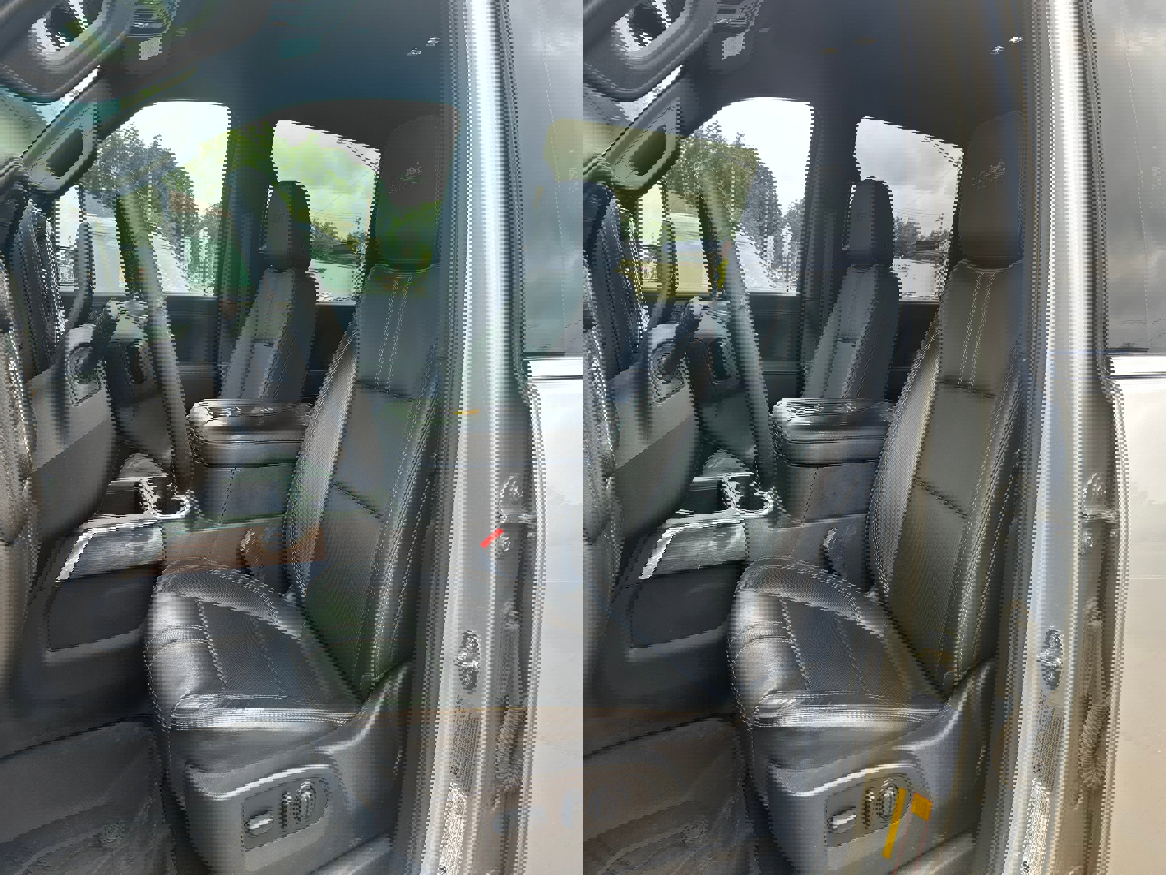 Used 2022 Chevrolet Silverado 3500 High Country image 16