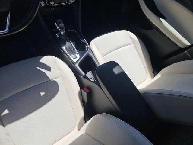 Used 2023 Buick Encore GX Preferred FWD image 22