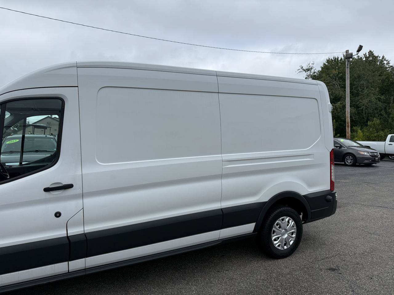 Used 2015 Ford Transit 150 148 Medium Roof w/ Interior Upgrade Package RWD image 4