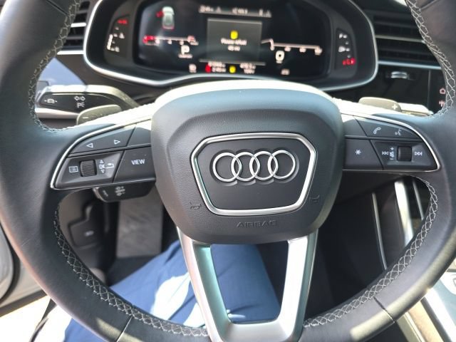 Used 2022 Audi Q8 Premium AWD/4WD image 9