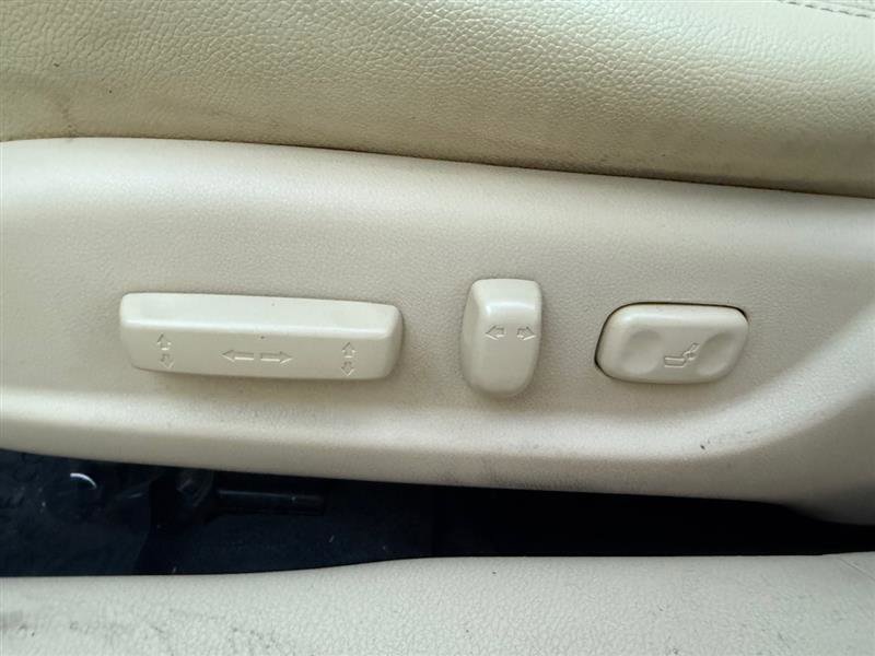 Used 2011 Honda Crosstour EX image 30