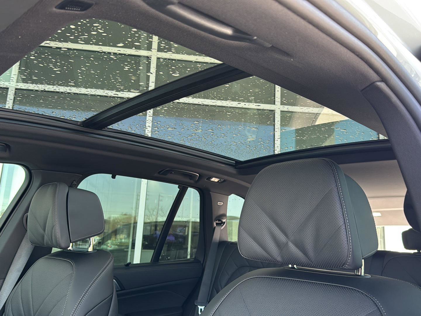 New 2026 BMW X5 sDrive40i image 26