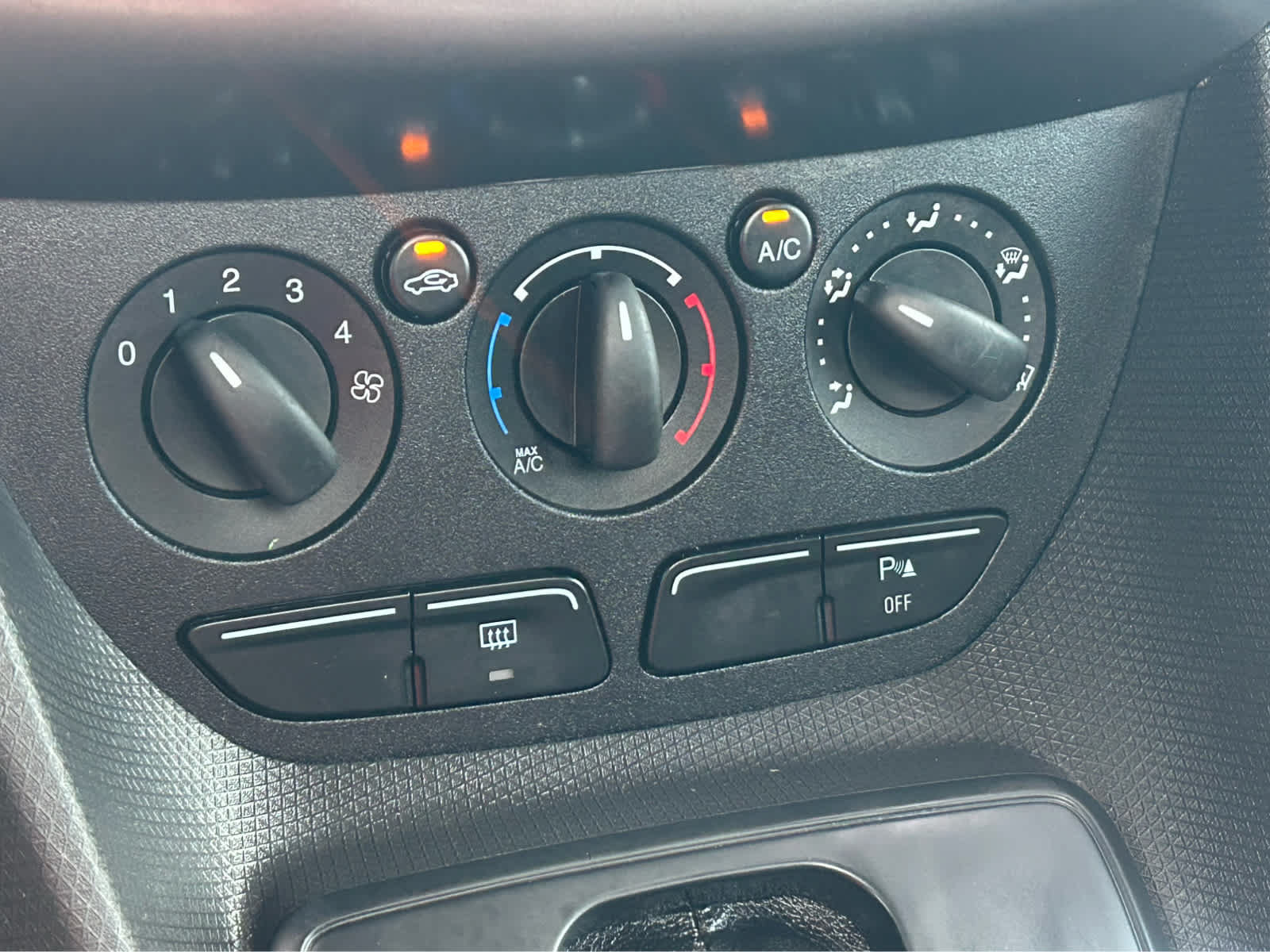 Used 2018 Ford Transit Connect XLT FWD image 33