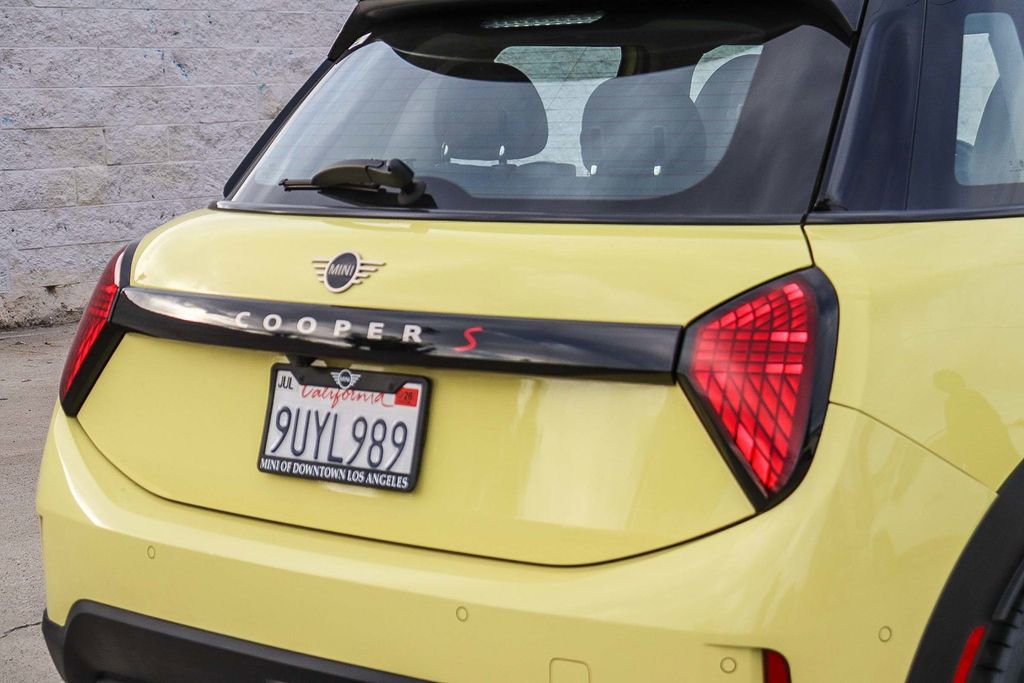 Used 2025 MINI Cooper S image 10