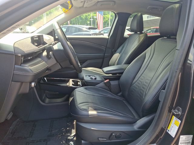 Certified 2021 Ford Mustang Mach-E Premium AWD/4WD image 14
