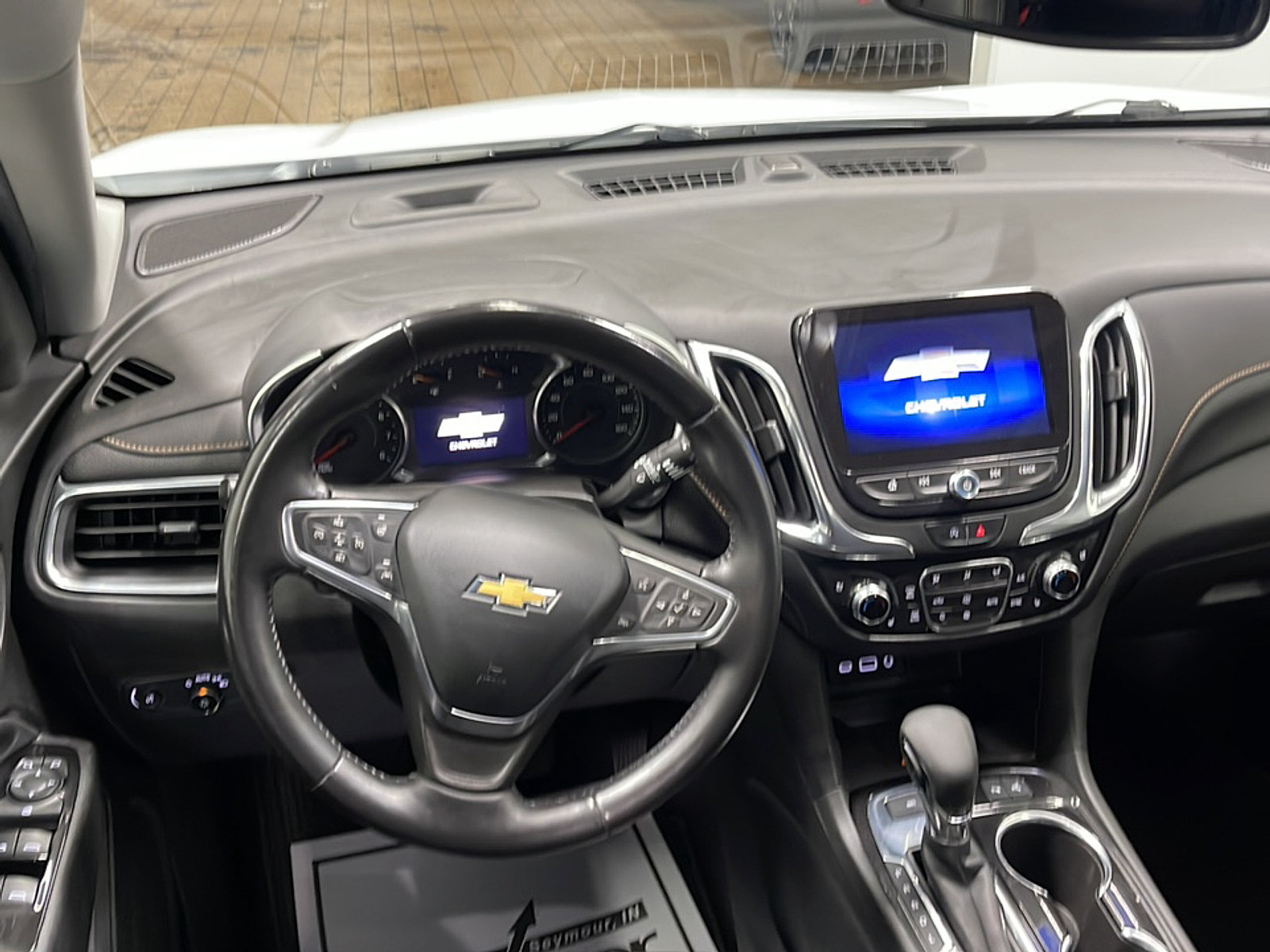 Used 2022 Chevrolet Equinox Premier AWD/4WD image 3