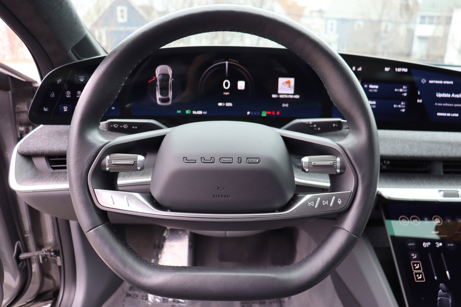 Used 2024 Lucid Air Touring image 26
