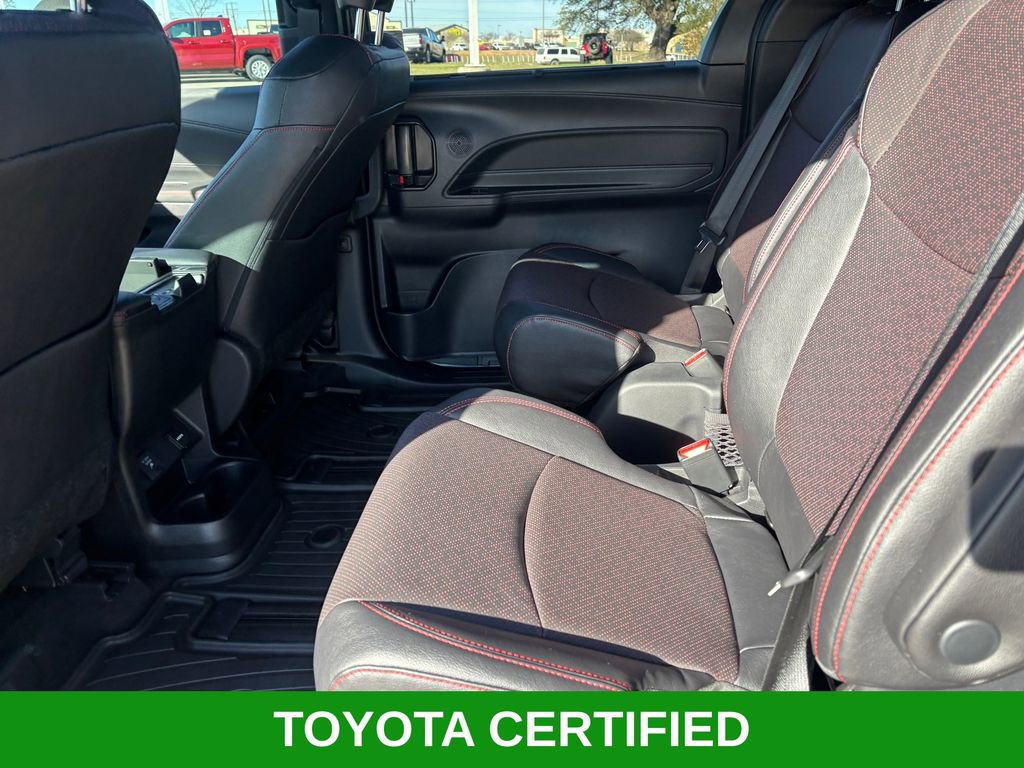 Certified 2025 Toyota Sienna XSE w/ XSE Premium Package image 24