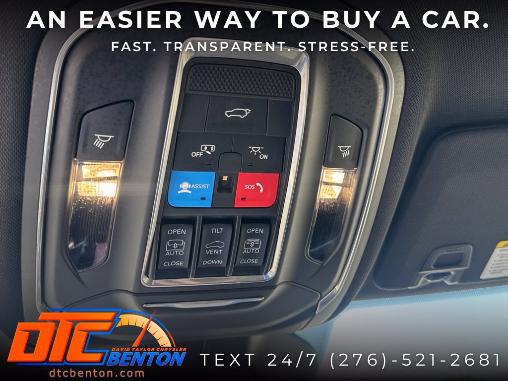 Used 2026 Jeep Grand Cherokee Limited w/ Limited Altitude Package AWD/4WD image 23