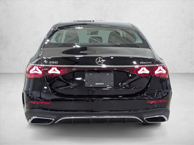 Used 2025 Mercedes-Benz E 350 4MATIC Sedan image 7