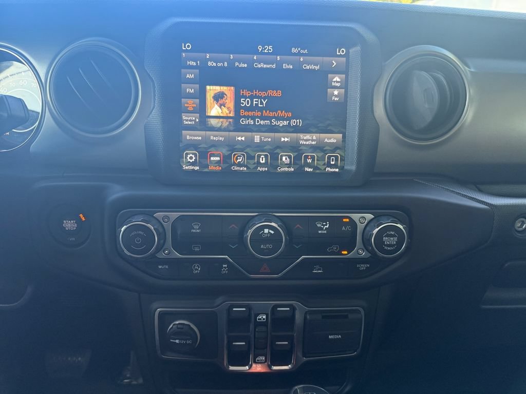 Used 2021 Jeep Gladiator Sport AWD/4WD image 24