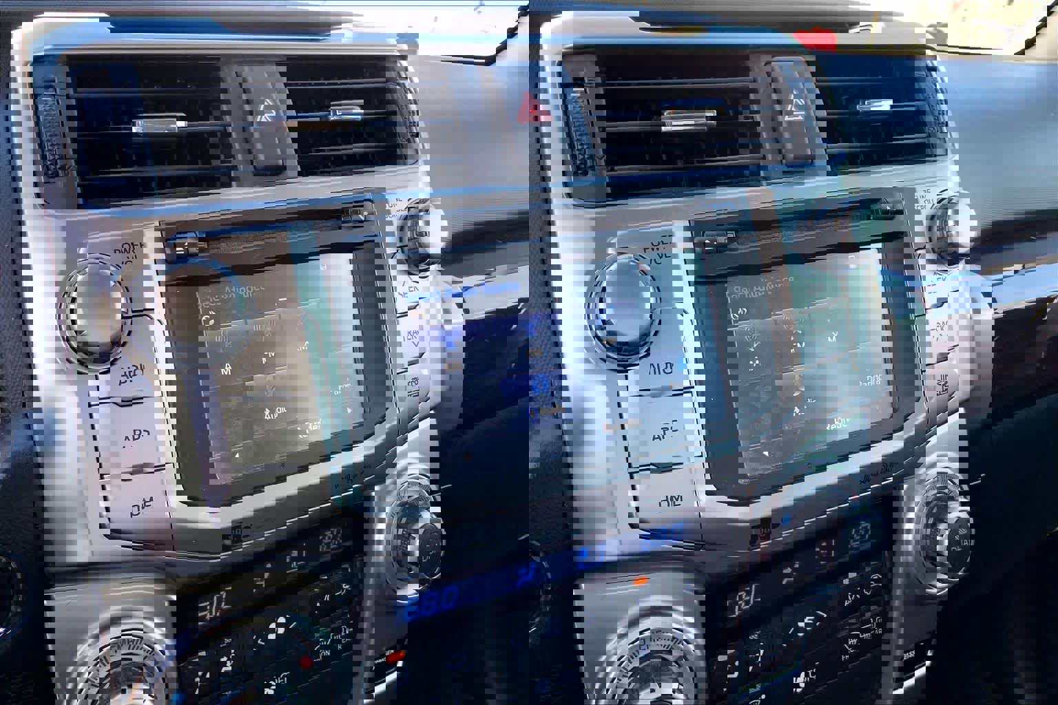 Used 2018 Toyota 4Runner Limited image 29