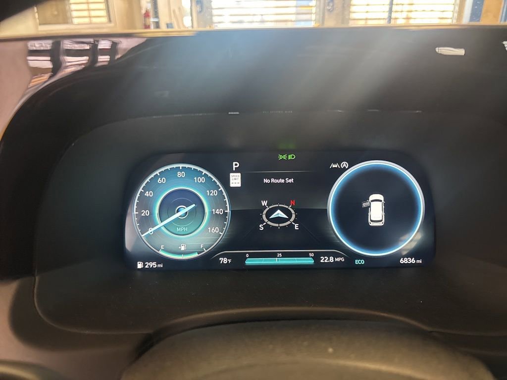 Used 2025 Hyundai Palisade Calligraphy image 2