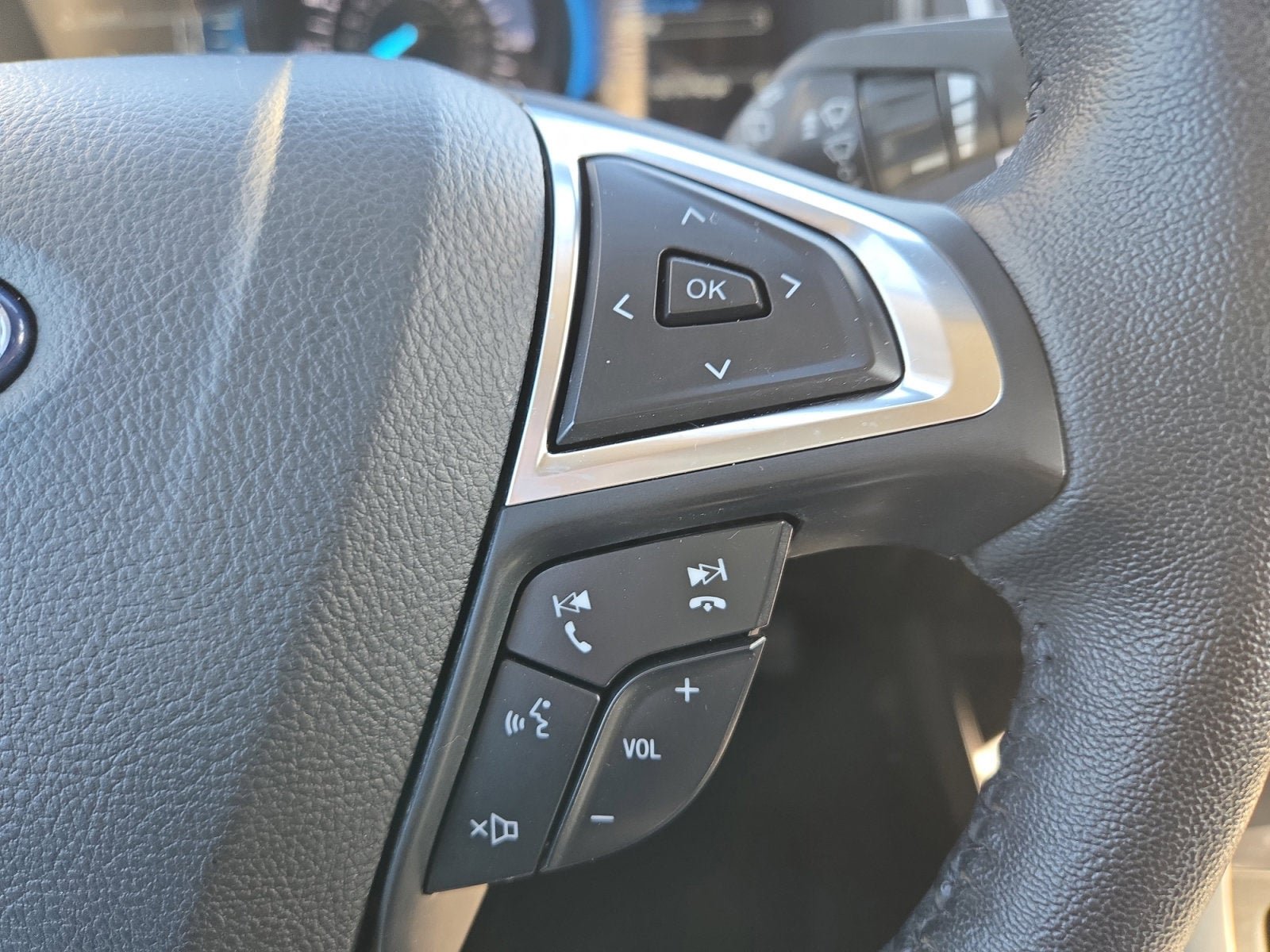 Certified 2022 Ford Edge SEL AWD/4WD image 15