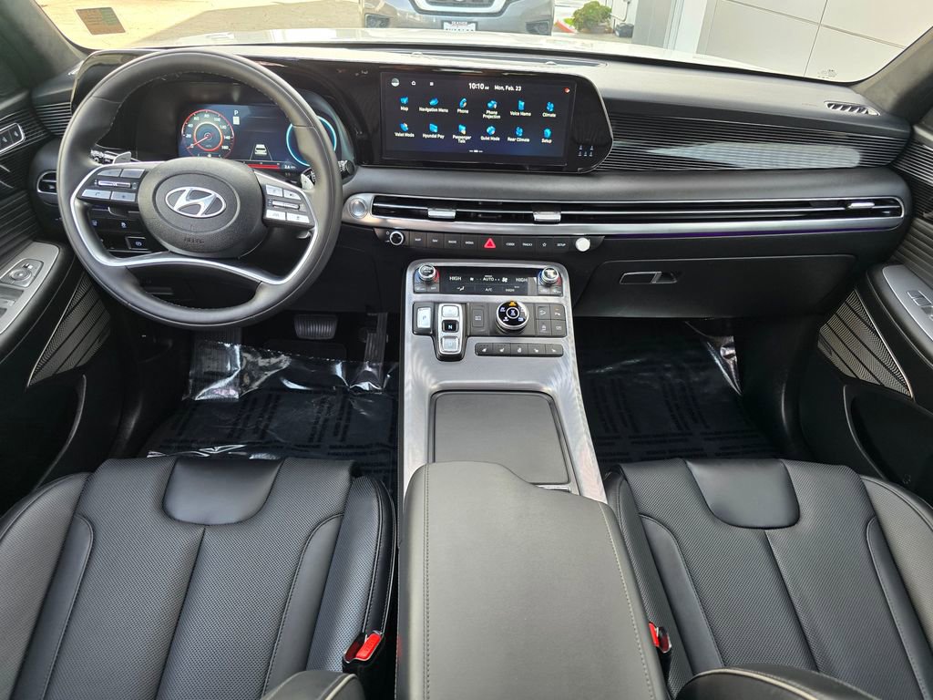 Used 2025 Hyundai Palisade Calligraphy image 12
