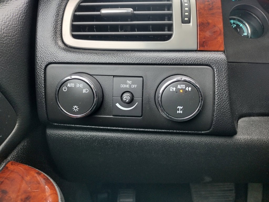 Used 2014 GMC Yukon SLE image 22