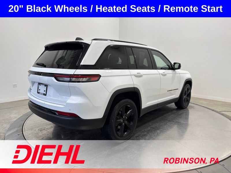 Used 2023 Jeep Grand Cherokee Altitude AWD/4WD image 7