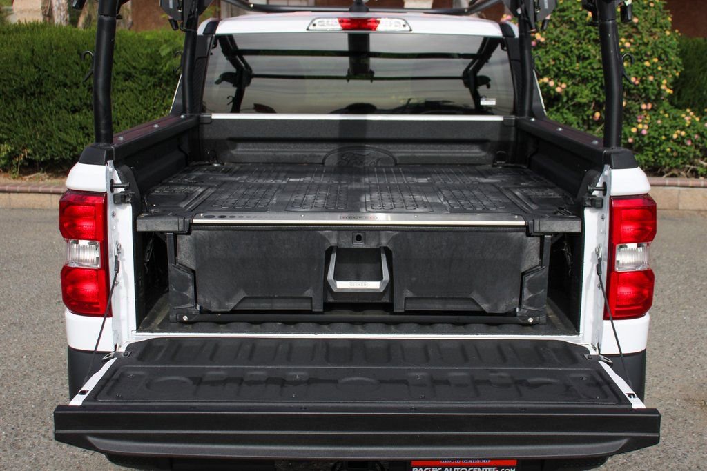 Used 2025 Ford Maverick XLT w/ Equipment Group 302A AWD/4WD image 9