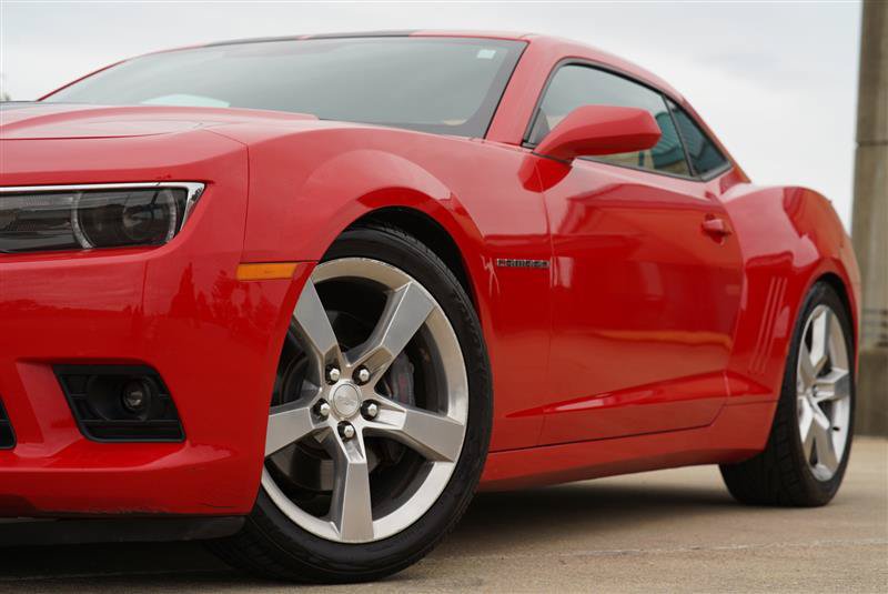 Used 2015 Chevrolet Camaro SS w/ RS Package RWD image 13