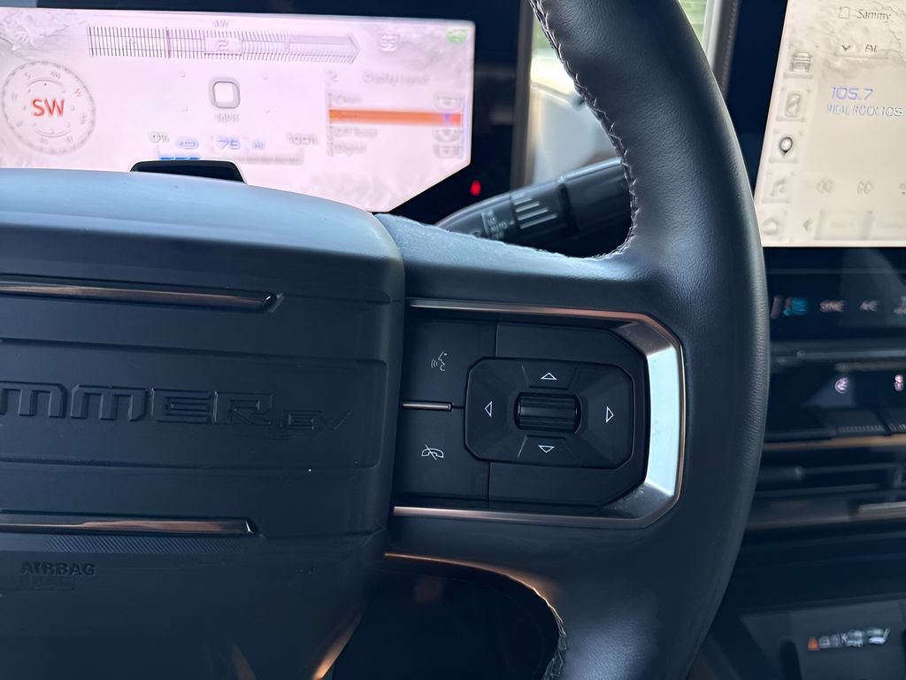 Used 2024 GMC Hummer EV 3X AWD/4WD image 18