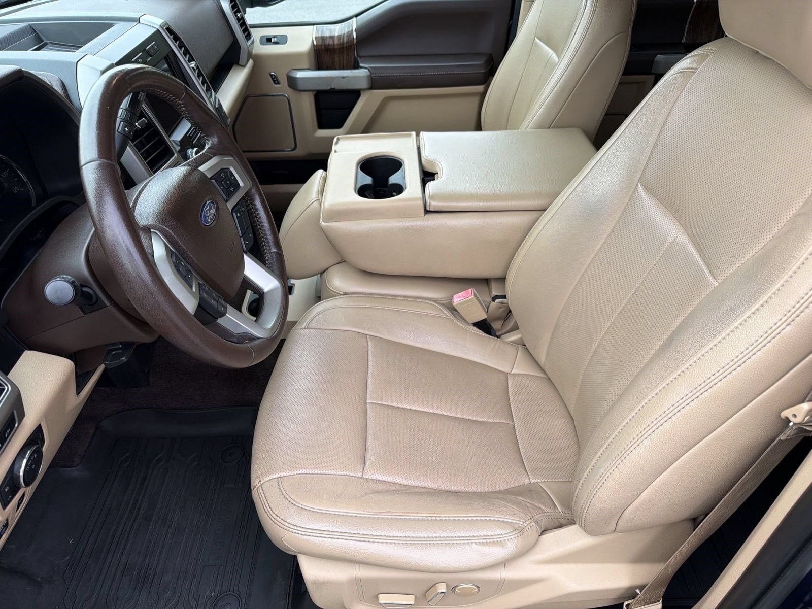 Used 2018 Ford F150 Lariat w/ Equipment Group 501A Mid AWD/4WD image 17