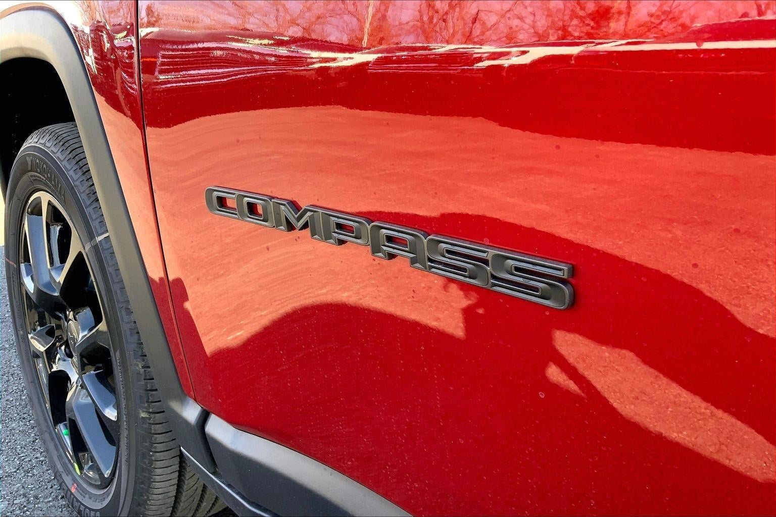 New 2026 Jeep Compass Latitude AWD/4WD image 19