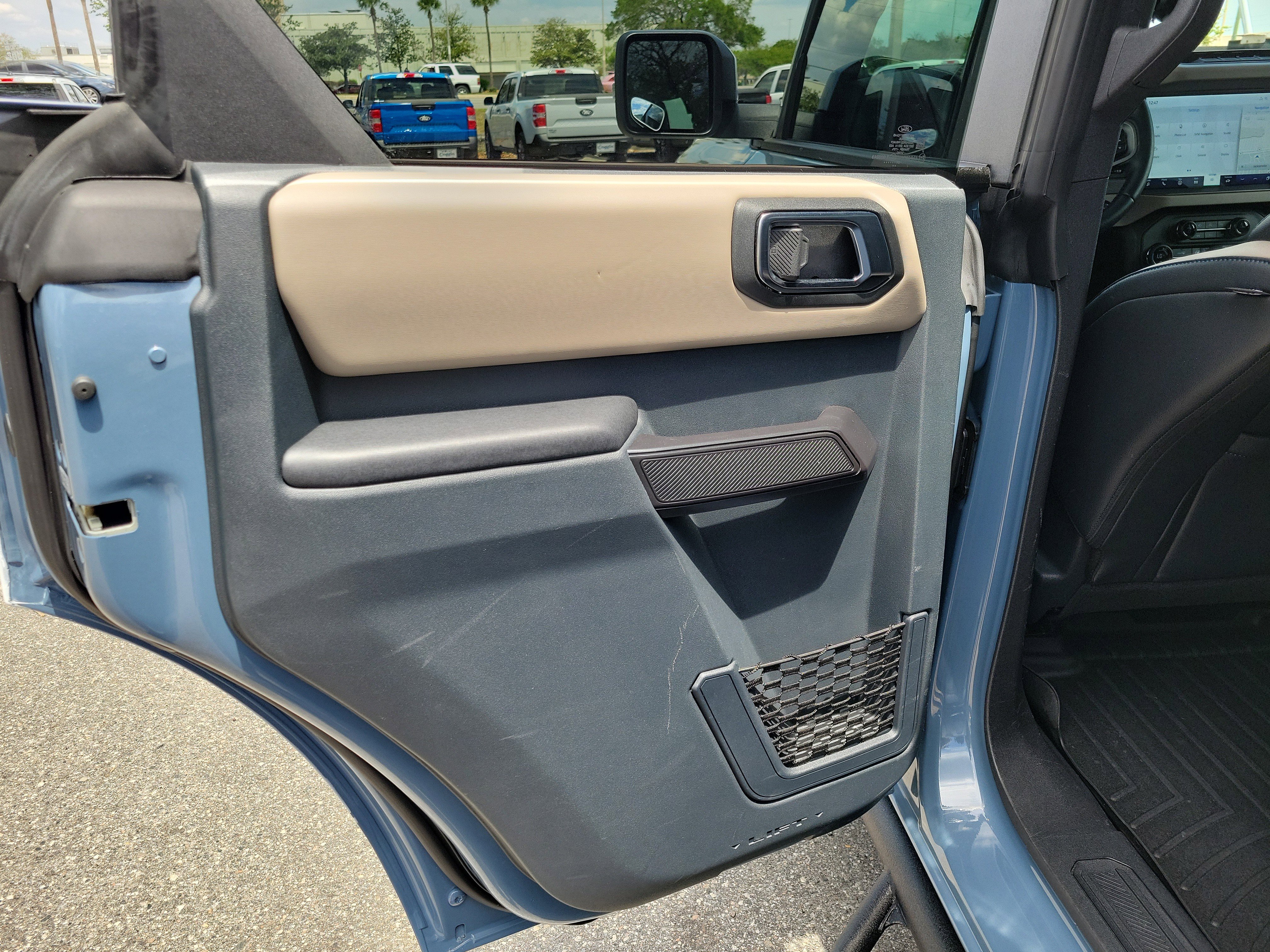 Used 2024 Ford Bronco Wildtrak image 13