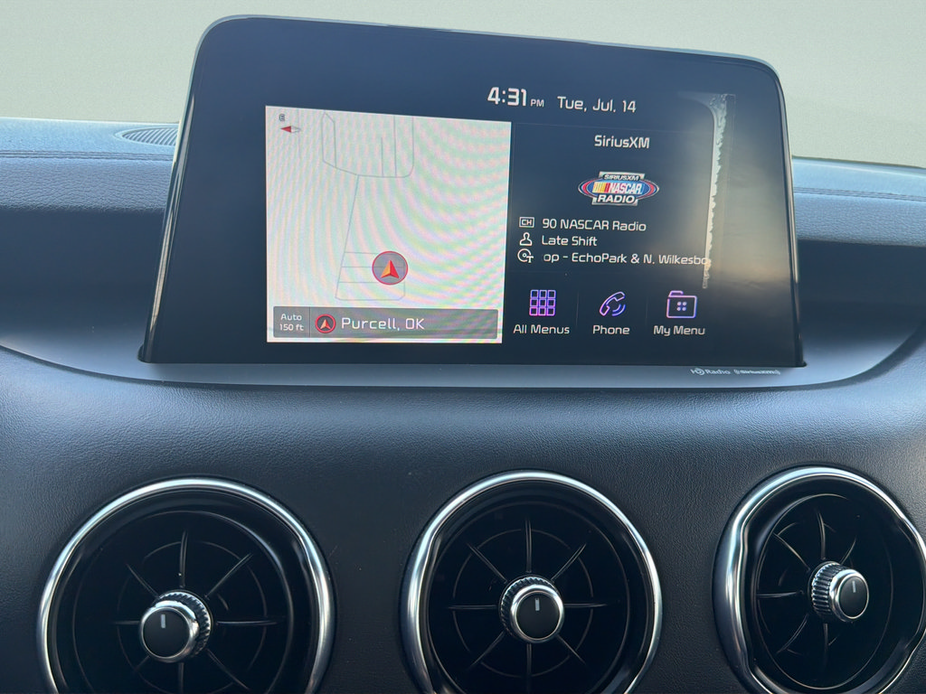 Used 2018 Kia Stinger GT2 AWD/4WD image 23